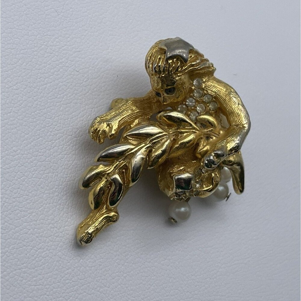 Vintage KJL Laguna Brooch Gold-Tone  Rhinestone Girl Star Fairy Rare READ TLC